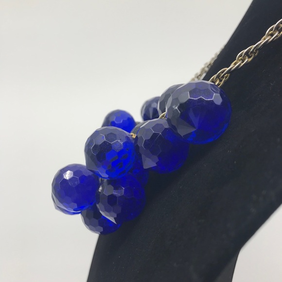 Vintage Royal Blue Necklace - Picture 3 of 8